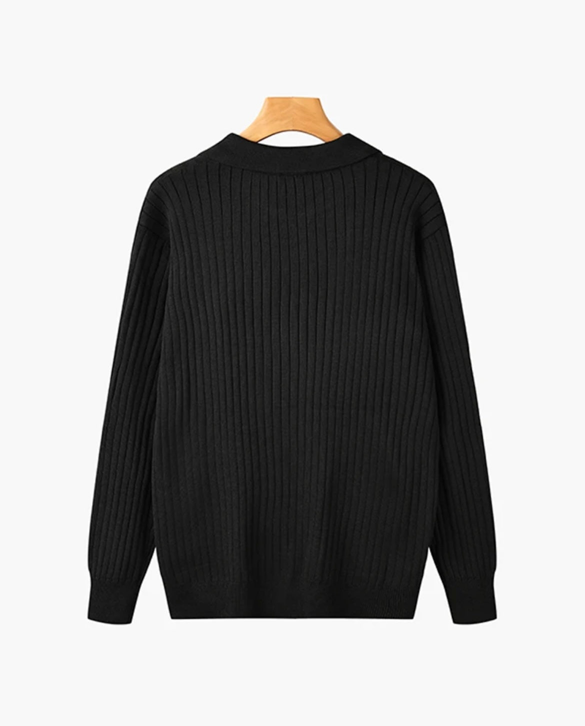 Pull Col Rond Noir — Édition Essentielle